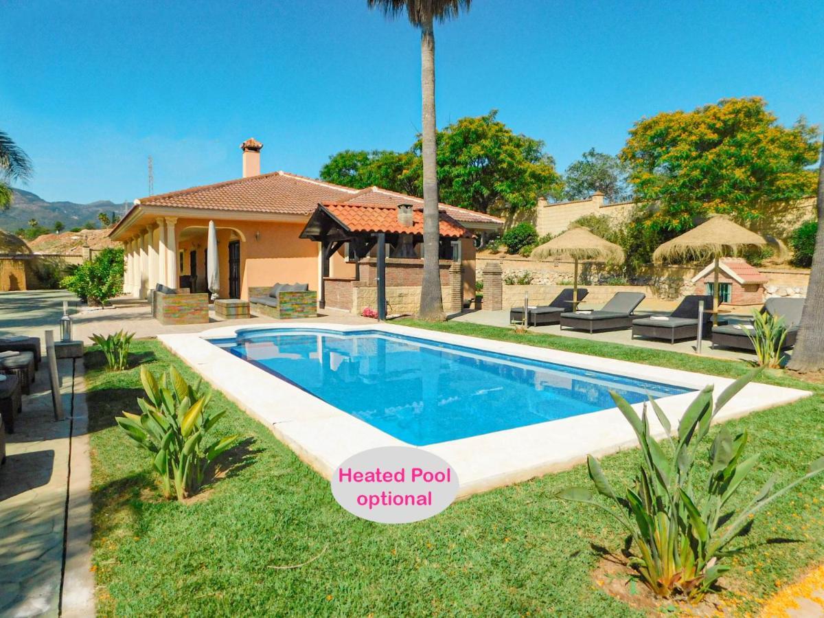 Tess Rancho Las Palmeras 알하우린데라토레 외부 사진